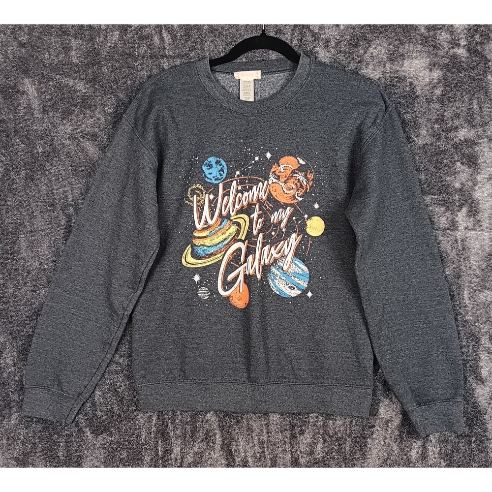 Altar'd State Women's Sweatshirt Size S Gray Welcome To My Galaxy‎ Classic Crew